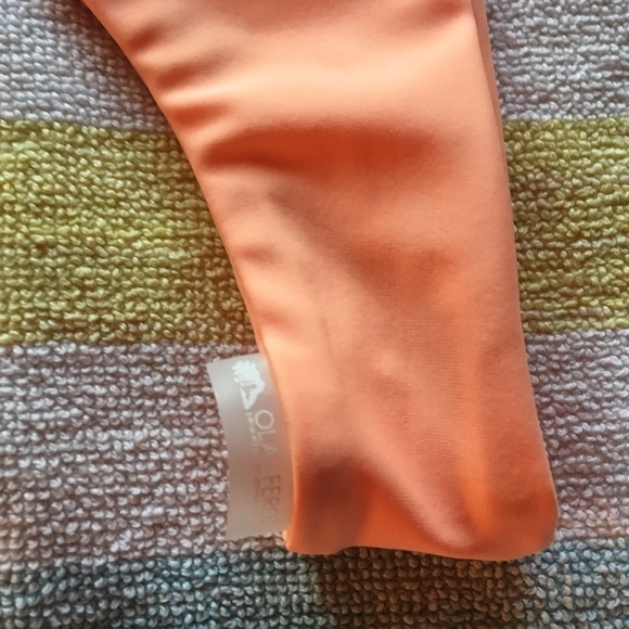 Ola feroz cheeky bottom - Picture 2 of 2